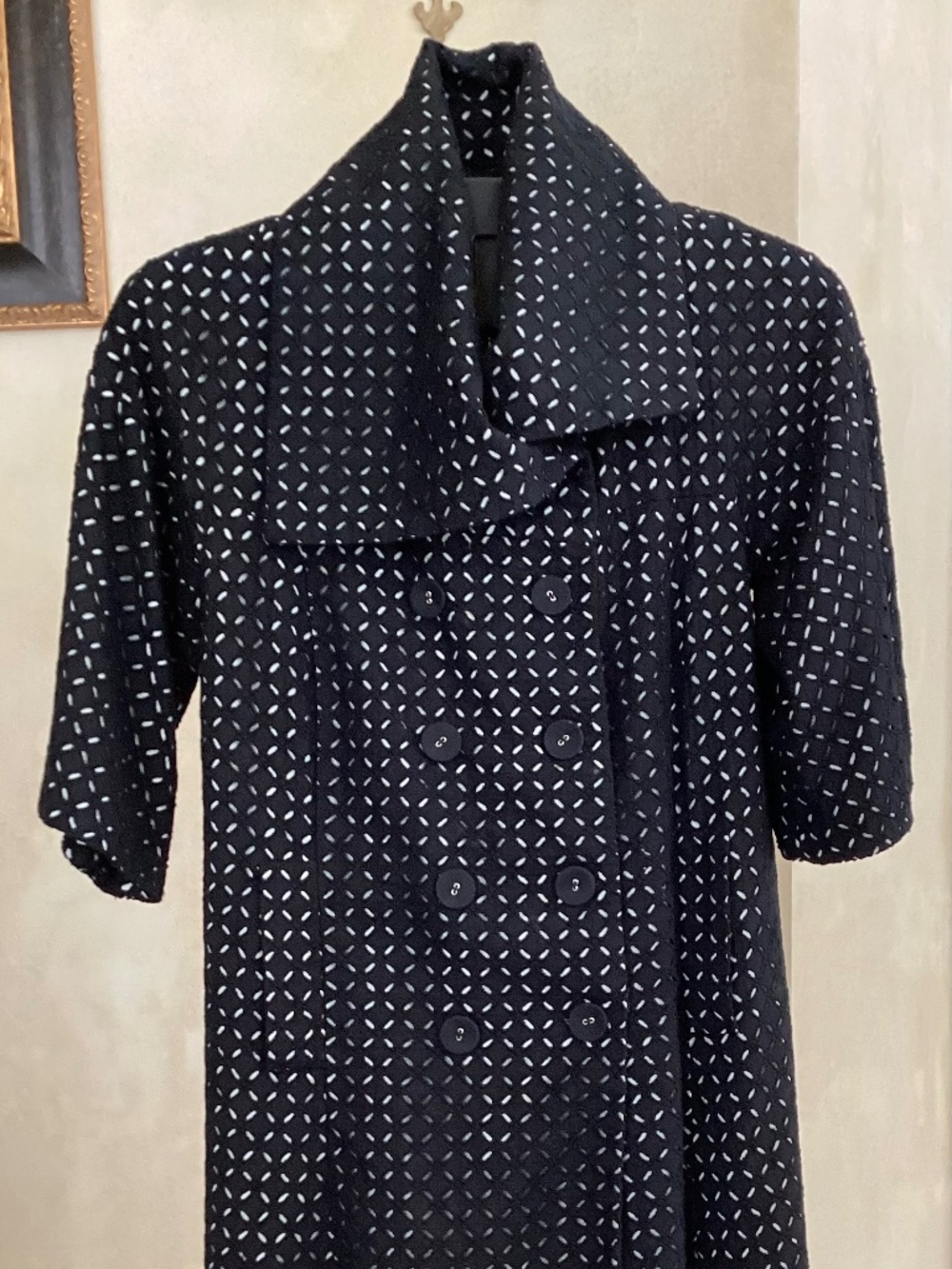 SOPHIA EUGENE - VINTAGE EMBROIDERED BLACK WHITE EYELET COAT - SIZE 2